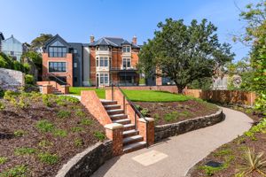 Photo 31- click for photo gallery